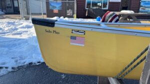 Wenonah Solo Plus - Aramid Ultra-Light, Silver Trim, Web Seats, Center Seat, Footbrace, Skid Plates - NOS