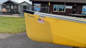 Wenonah Champlain - Aramid Ultra-Light, VersiGunwales, Aramid Bucket Seats, Sliding Bow Seat, Foot Brace - 1st Quality