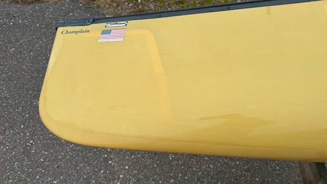 Wenonah Champlain - Aramid Ultralight, Black Trim, Bucket Seats, Ash Yoke, Foot Brace Installed, Integrated Skid Plates - NOS - Image 7