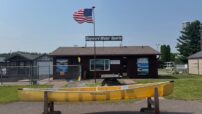 Wenonah Adirondack - Aramid Ultralight, Silver Trim, Hung Web Seats, Skid plates, Outfitter Edition - NOS - Image 2