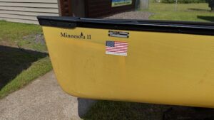 Wenonah Minnesota II Canoe - Aramid Ultralight, Black Trim, Outfitter Edition,  Bucket Seats, Foot Brace - NOS