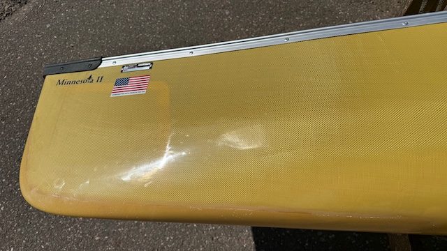 Wenonah Minnesota II Canoe - Aramid Ultra-Light, VersiGunwale, Bucket Seats, Foot Brace, Outfitter Edition - NOS - Image 10