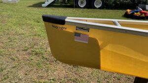 Wenonah Voyager - Aramid Ultralight, Silver Trim, Pedestal Seat, Footbrace - Factory Demo