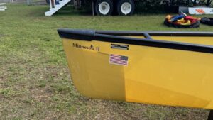 Wenonah Minnesota II Canoe - Aramid Super Lite, Black Trim, Graphite Seats, Foot Brace - Factory Demo