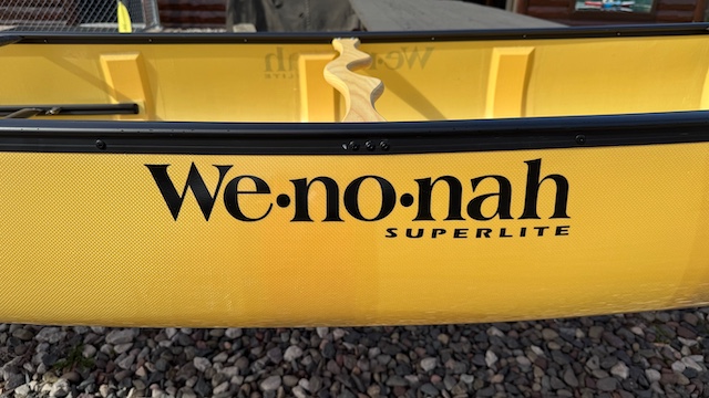 Wenonah Minnesota II Canoe - Aramid SuperLite, Black Trim, Bucket Seats, Foot Brace - Blem xxlbs - Image 2