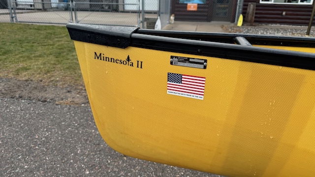 Wenonah Minnesota II Canoe - Aramid Ultralight, Black Trim, Outfitter Edition, 2 Sliding Bucket Seats, Foot Brace - NOS