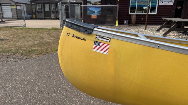 Wenonah 17 Wenonah Canoe - Aramid Ultra-Light, Silver Trim, Web Seats, Signature Series - NOS