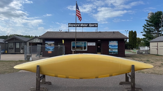 Wenonah 17 Wenonah Canoe - Aramid Ultra-Light, Silver Trim, Web Seats, Signature Series - NOS - Image 8