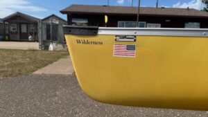 Wenonah Wilderness - Aramid Ultra-Light, Silver Trim, Center Adjustable Hung Web Seat, VersiGunwales - NOS